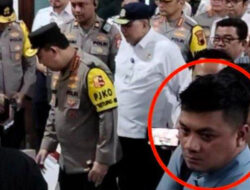 Ajudan Pukul Wartawan yang Sedang Meliput Kegiatan Kapolri