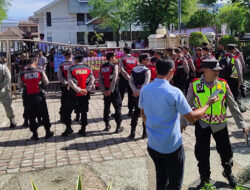 Makelar Demo di Halaman DPRA