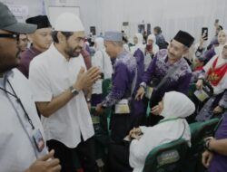 Mualem Bohongi Jamaah Haji Aceh