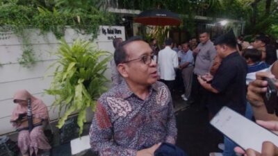 Di Tengah Merebaknya Isu Ijazah Palsu, Pratikno dan Muhadjir Temui Jokowi di Solo