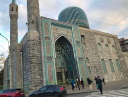 Masya Allah, Megahnya Masjid Sukarno di Rusia!
