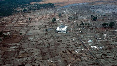 PELAJARAN DARI TSUNAMI ACEH