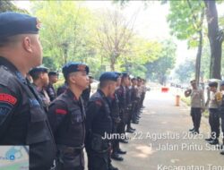 Pasukan Brimob Kawal Pagelaran Wayang Sabang Merauke di Indonesia Arena