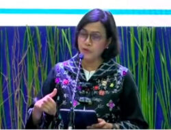 Sri Mulyani Soal Rendahnya Gaji Guru-Dosen, Apakah Semua Harus dari Uang Negara?
