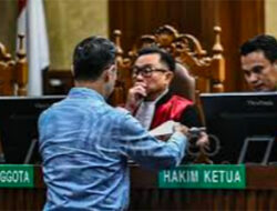 Tom Lembong Laporkan Hakim Tipikor yang Memvonisnya 4,5 Tahun Penjara ke KY dan MA