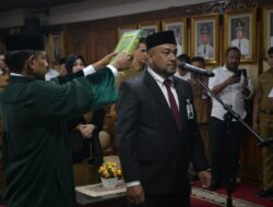 Mualem Lantik Fadhil Ilyas Sebagai Dirut Bank Aceh