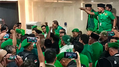 “Drama” Muktamar X PPP; Mardiono dan Agus Sama-sama Klaim Menang Aklamasi
