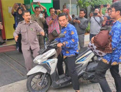 Korban Berjatuhan … Prabowo Diminta Stop Ambisi Politik, Hentikan Program MBG !