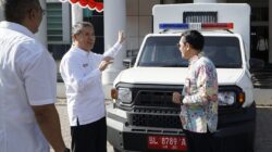 Pasar Modal Serahkan Hibah Mobil Patroli untuk USK