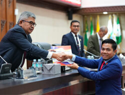 DPRA: Segera Ganti Kadisdik dan Kepala Baitul Mal Aceh