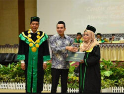 Abulyatama Wisuda 346 Lulusan, 1 Cumlaude Tingkat Universitas