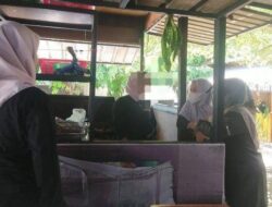 Petugas Satpol PP Banda Aceh Dimaki Saat Himbau Tutup Usaha Jelang Shalat Jumat