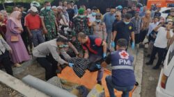 Jasad Pria tanpa Identitas Tergeletak di Halte Trans Kutaraja Dekat Masjid Raya