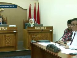 Terungkap di Sidang KIP, Dokumen Jokowi Buru-buru Dimusnahkan KPU