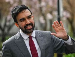 Muslim Pertama Pimpin New York, Zohran Mamdani Menang Tipis Lawan Cuomo