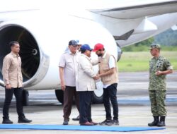 Presiden Prabowo Tinjau Lokasi Bencana di Bireuen, Disambut Gubernur Aceh di SIM