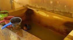 Air Sumur Kuning dan Bau Besi? Begini Cara Praktis Mengatasinya