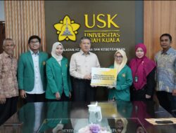 Gratis UKT hingga Tamat, USK Salurkan Bantuan untuk Lima Mahasiswa Korban Bencana