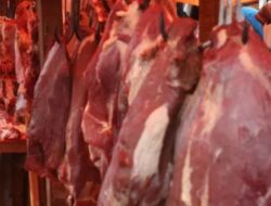 Mualem Ingatkan Bupati tidak Uangkan Bantuan Meugang Presiden