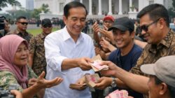 Bansos Salah Sasaran; Pemerintah Jangan Cuci Tangan!