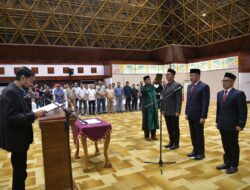 Mualem Lantik Tiga Kepala SKPA, Tekankan Kinerja dan Serapan Anggaran