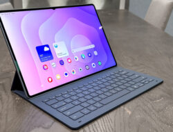 Tablet Rasa Laptop: Ini Rekomendasi Terbaik Buat Kerja di 2026