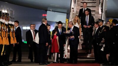 Trump-Xi Jinping Sepakat Lanjutkan Dialog, Gencatan Dagang AS-China Masih Bertahan