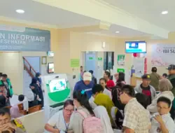 Guru dan 200 Siswa Keracunan Usai Santap MBG di Surabaya