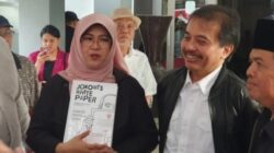 Dijemput Pagi-pagi! Roy Suryo dan dr Tifa Ditangkap