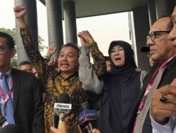 Kejaksaan Bebaskan Roy Suryo dan dr.Tifa dari Tahanan