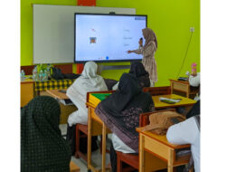 Pelatihan PID di SMAN 16 Banda Aceh, Dosen USK Perkuat Kompetensi Digital Guru