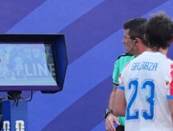 Jelang Semifinal Inggris vs Argentina, FIFA Mendadak Ubah Sistem Operasional VAR