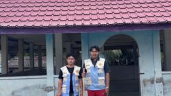 Mahasiswa KKN USK Bersihkan dan Cat Ulang Makam Teungku Haji Panglima Nyan Doeng