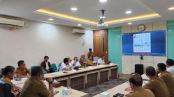Usulkan Lumpur dan Pasir Bencana Jadi Bata Ringan, Inovasi USK Raih Dukungan Penuh Gubernur Mualem