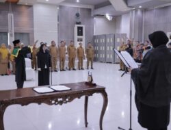 Wali Kota Illiza Lantik Emiralda Jadi Direktur RSUD Meuraxa