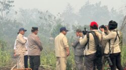 Prabowo Tinjau Karhutla di Kubu Raya