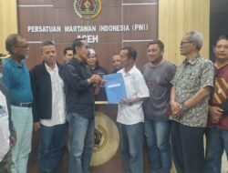 Serahkan Berkas Calon Ketua DKP PWI Aceh, Tarmilin Ingatkan Panitia Netral